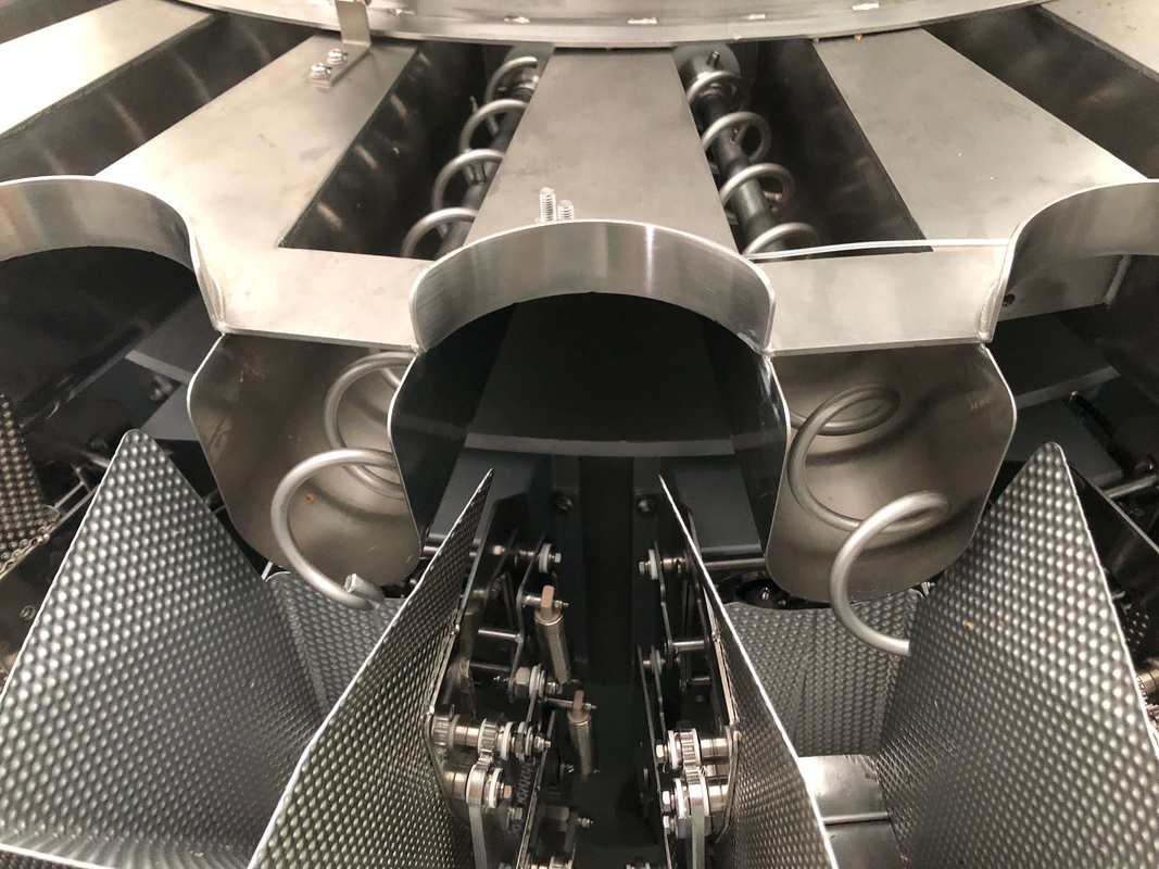 24 лотка двойных винта машины упаковки Weigher Multihead голов линейных для маслообразных липких свежих продуктов