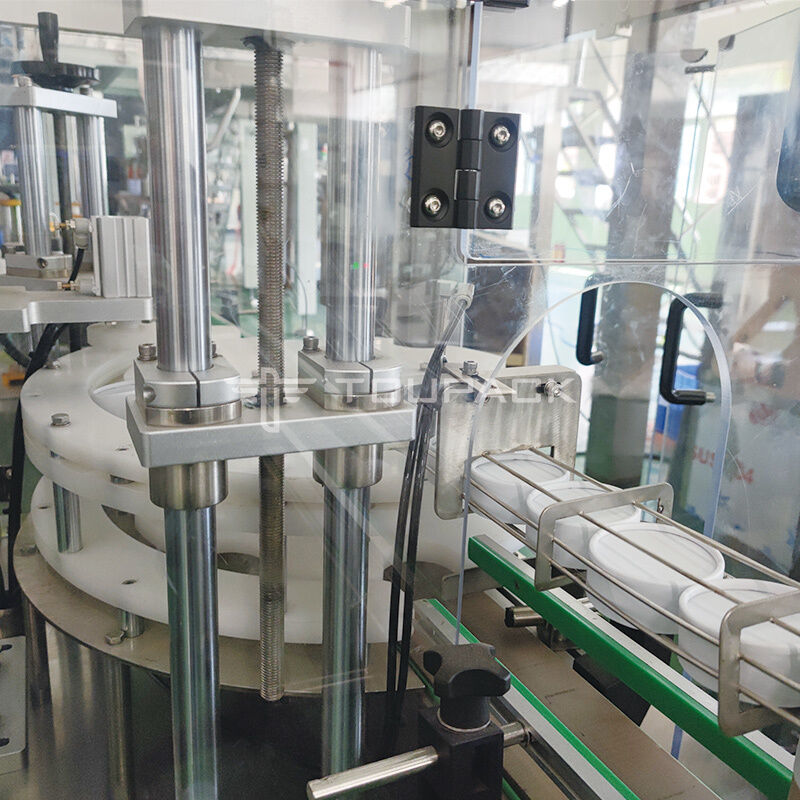 Высокая точность сушеные сливы гранулы пластиковые бутылки упаковки машины линии для конфеты попкорна закуска банка банка заправки машины