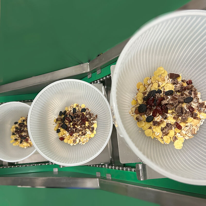 Высокоскоростная упаковочная машина для кормов для домашних животных с многоголовочными весами для смешивания и упаковки кормов